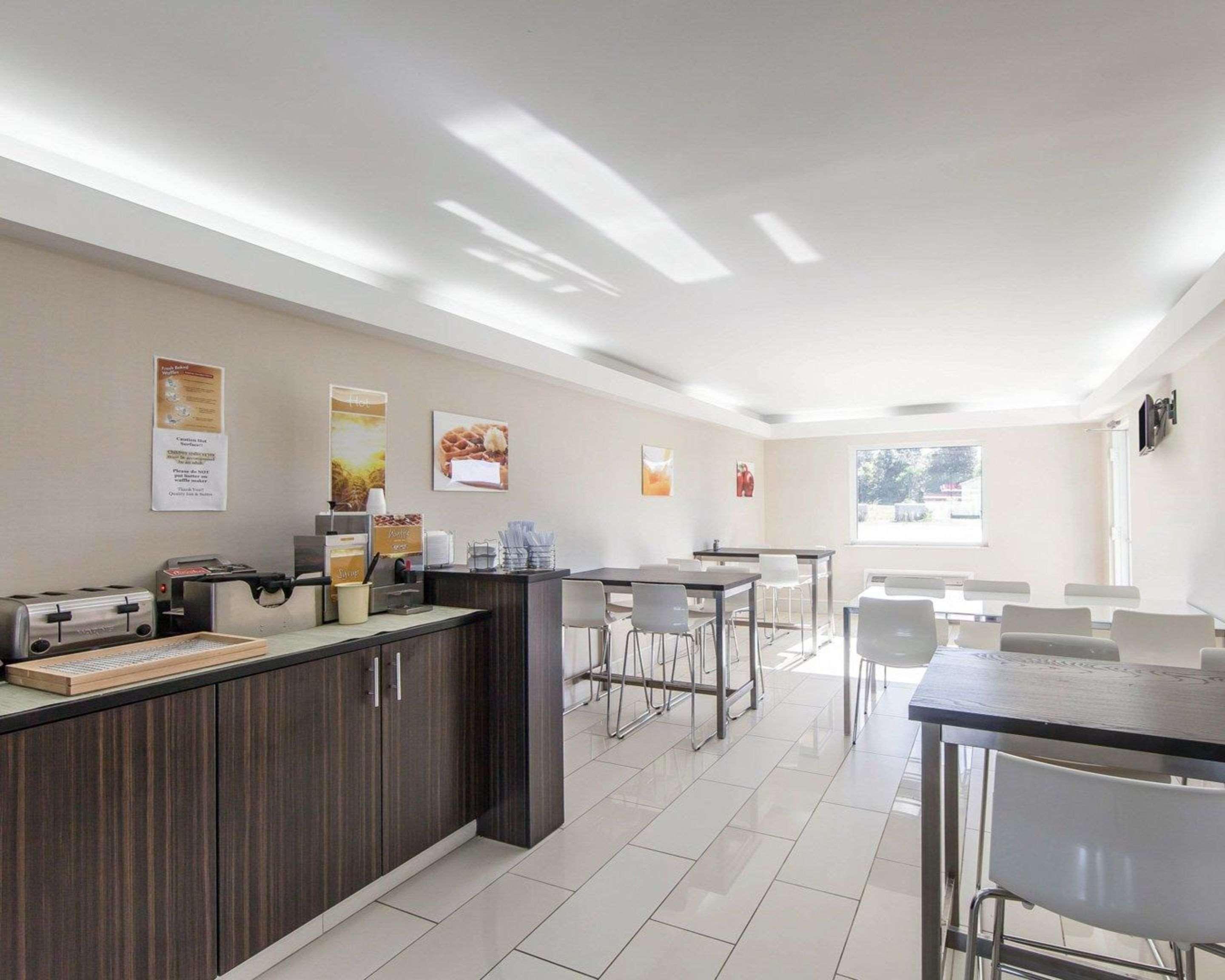 Quality Inn & Suites Jasper Ngoại thất bức ảnh