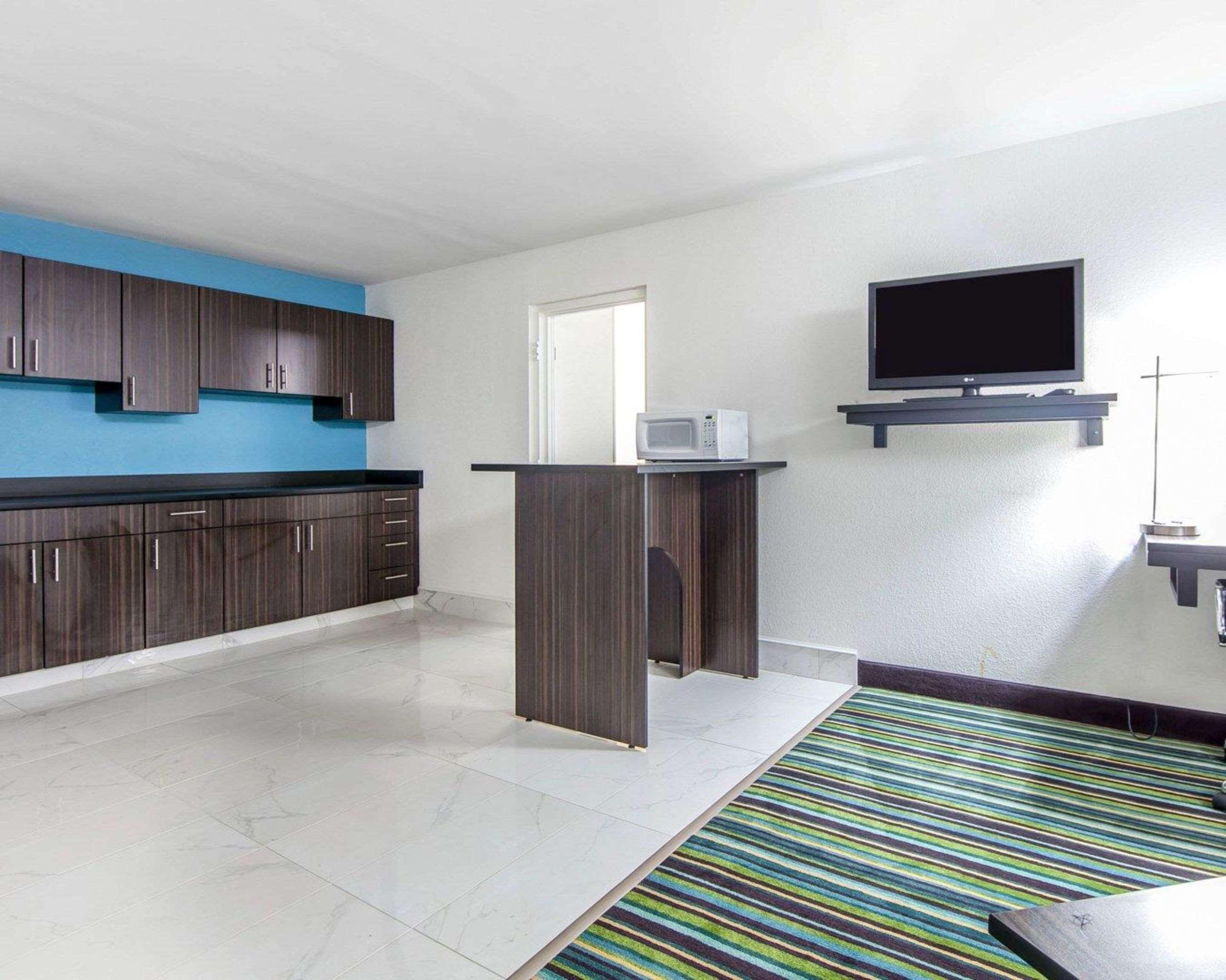 Quality Inn & Suites Jasper Ngoại thất bức ảnh