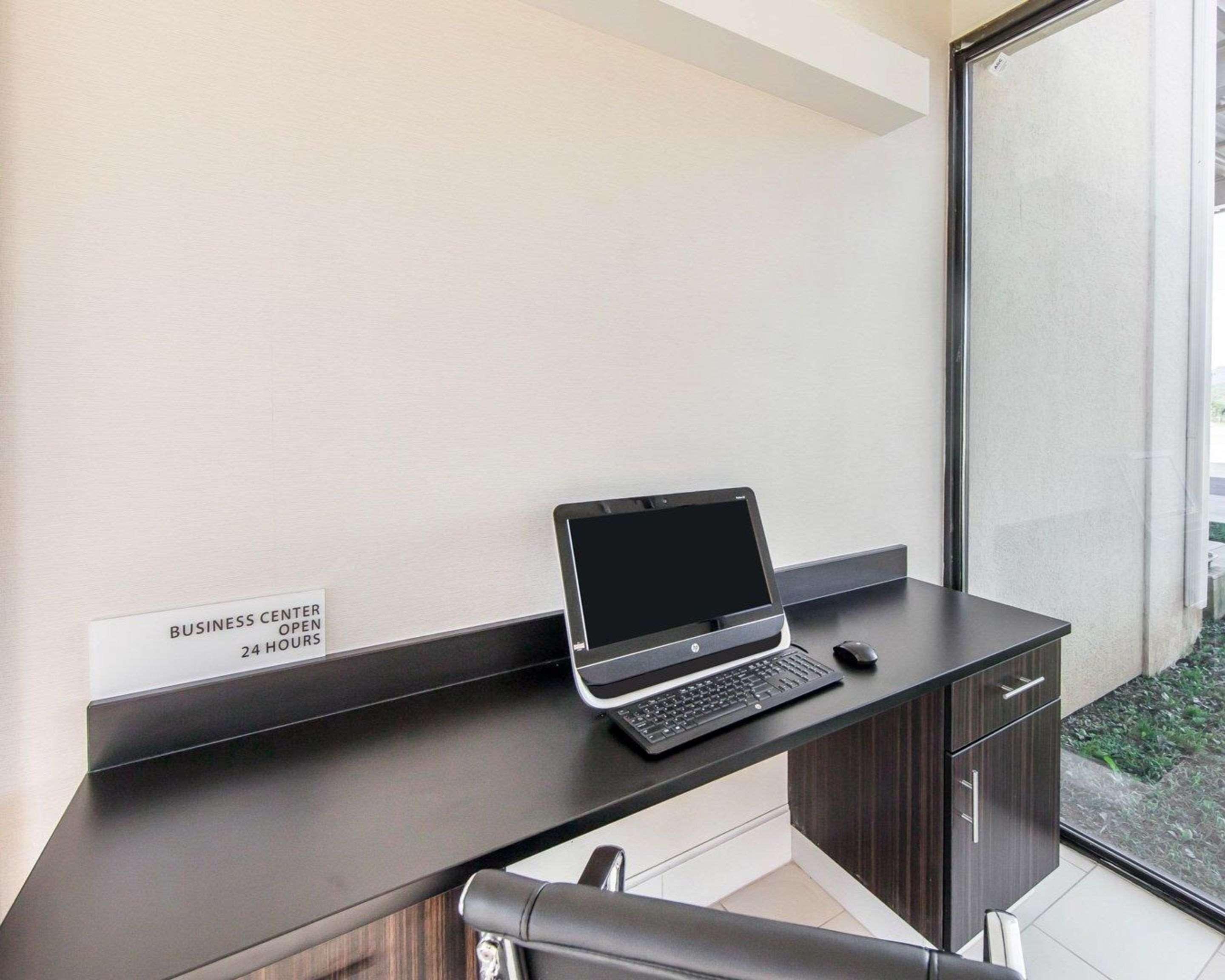 Quality Inn & Suites Jasper Ngoại thất bức ảnh