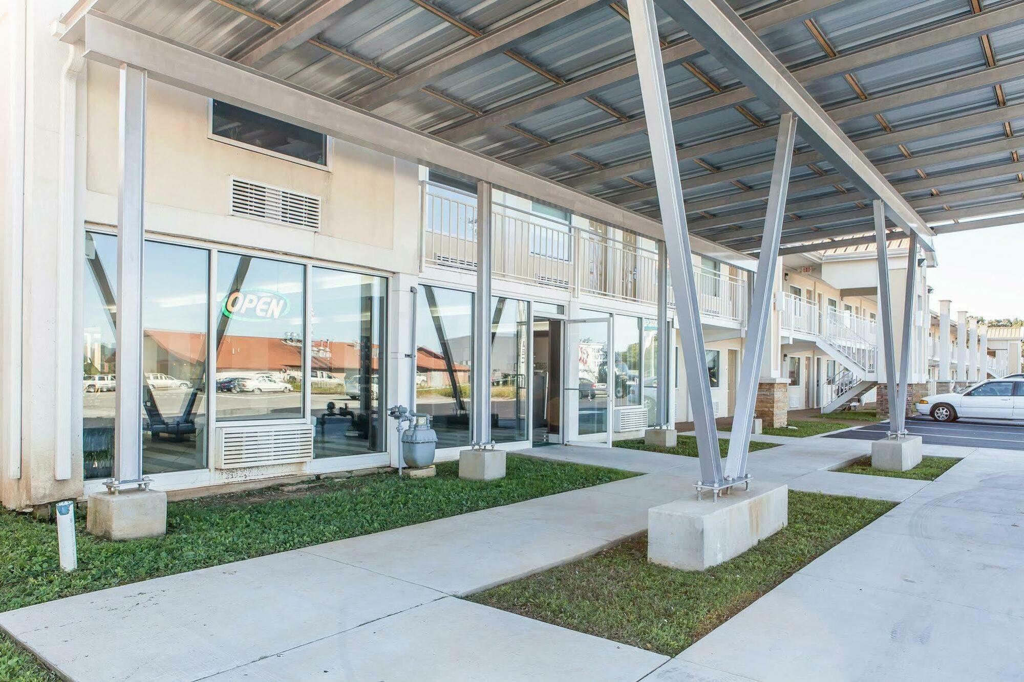 Quality Inn & Suites Jasper Ngoại thất bức ảnh