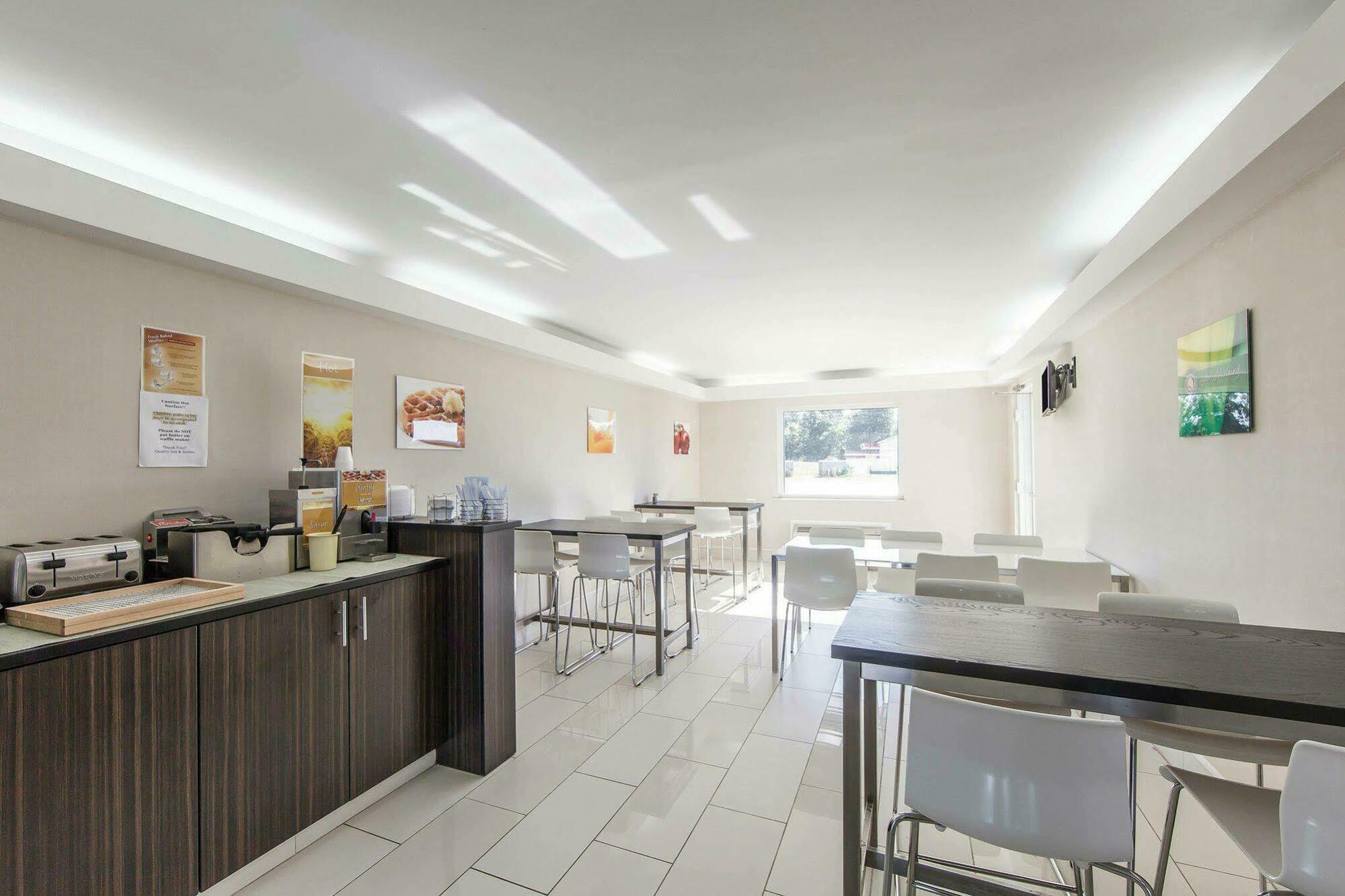 Quality Inn & Suites Jasper Ngoại thất bức ảnh